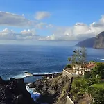 Paulmarie Superior Ocean Lounge Apartman