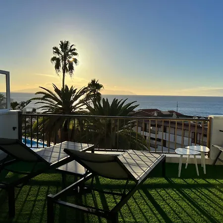 Superior Ocean Lounge With Panoramic Terrace Acantilado de los Gigantes