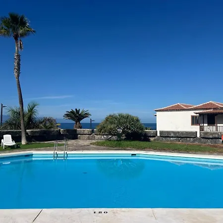 Paulmarie Superior Ocean Lounge شقة